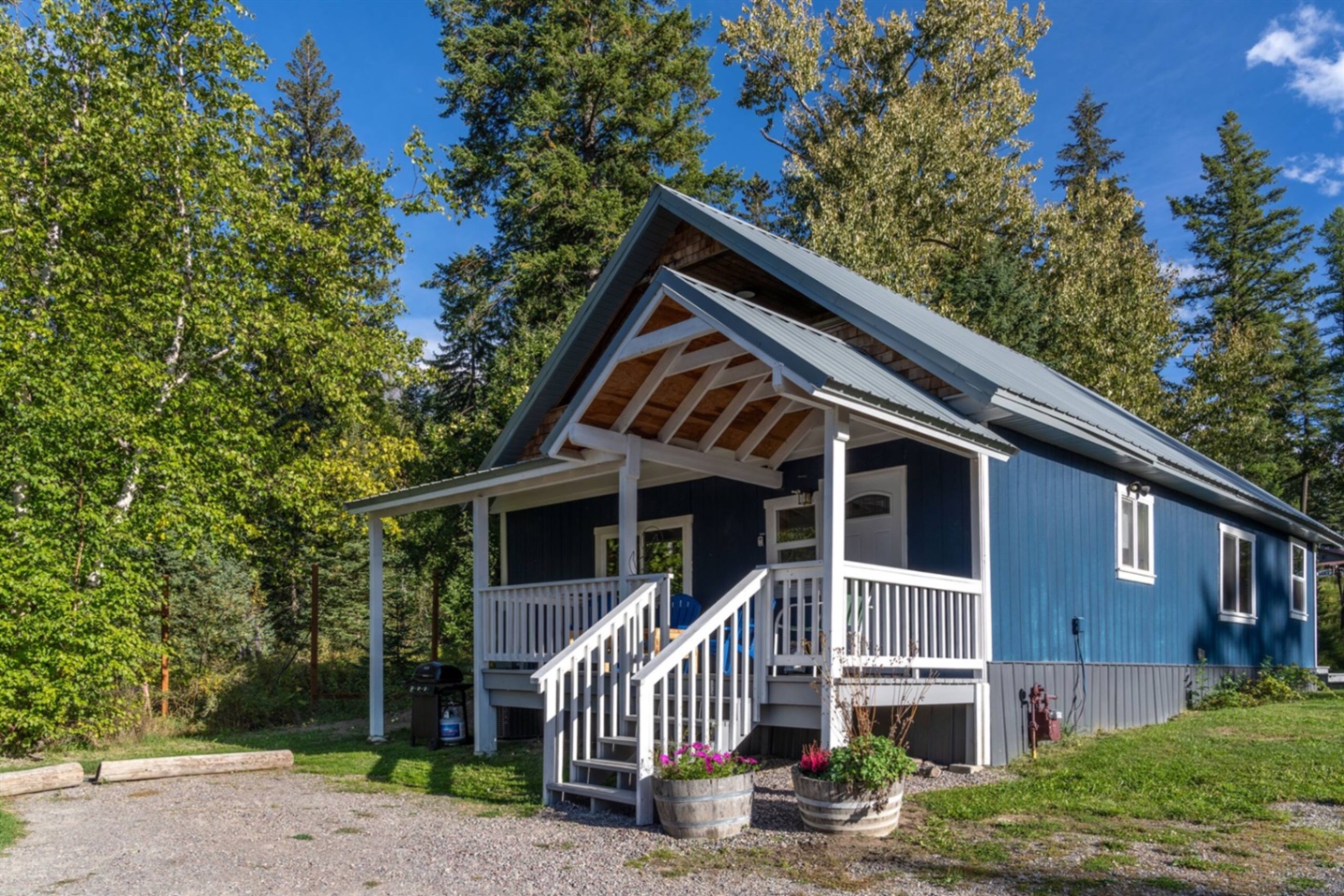 Blue Cabin exterior — Spotted Bear Retreat, Martin City, Montana